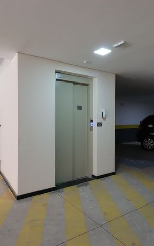 Apartamento à venda com 90m², 2 quartos e 1 vagaElevador