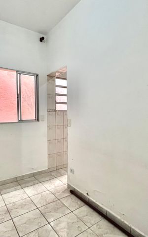 Casa à venda com 100m², 4 quartos e 1 vaga Casa à venda com 100m², 4 quartos e 1 vagaEdícula
