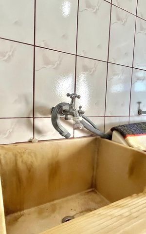 Casa à venda com 100m², 4 quartos e 1 vaga Casa à venda com 100m², 4 quartos e 1 vagaÁrea de Serviço