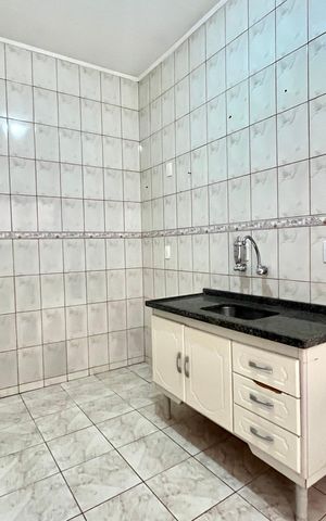 Casa à venda com 100m², 4 quartos e 1 vaga Casa à venda com 100m², 4 quartos e 1 vagaEdícula