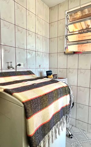 Casa à venda com 100m², 4 quartos e 1 vaga Casa à venda com 100m², 4 quartos e 1 vagaÁrea de Serviço