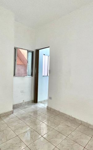 Casa à venda com 100m², 4 quartos e 1 vaga Casa à venda com 100m², 4 quartos e 1 vagaEdícula