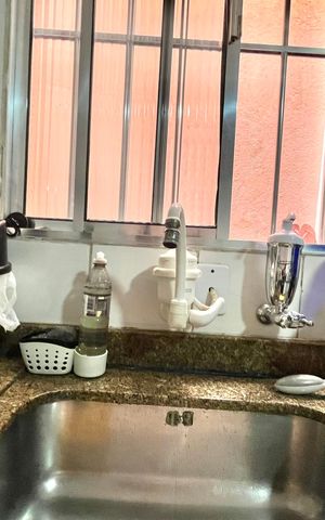 Casa à venda com 100m², 4 quartos e 1 vaga Casa à venda com 100m², 4 quartos e 1 vagaCozinha