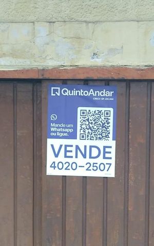 Casa à venda com 316m², 6 quartos e 2 vagas Casa à venda com 316m², 6 quartos e 2 vagasPlaca