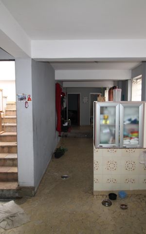 Casa à venda com 316m², 6 quartos e 2 vagasCasa 3 - Cozinha