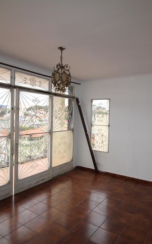 Casa à venda com 316m², 6 quartos e 2 vagasSala 2