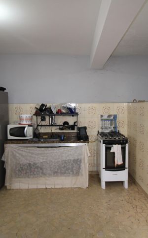 Casa à venda com 316m², 6 quartos e 2 vagasCasa 3 - Cozinha