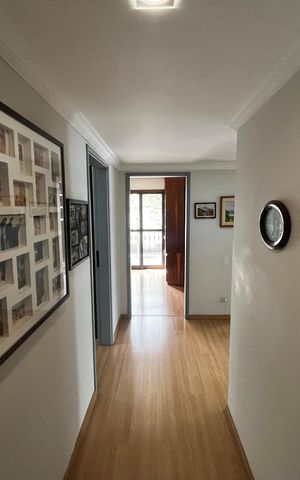 Apartamento à venda com 198m², 4 quartos e 3 vagasCorredor