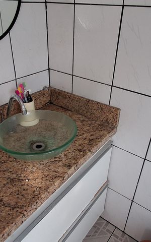 Casa à venda com 177m², 3 quartos e 2 vagas Casa à venda com 177m², 3 quartos e 2 vagasBanheiro Social