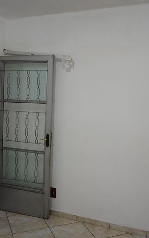 Casa para alugar com 79m², 2 quartos e 1 vagaSala
