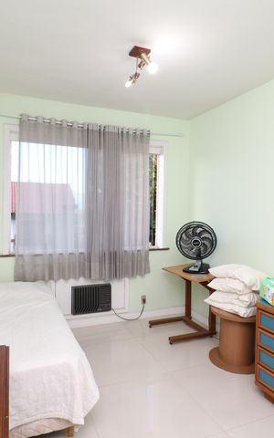 Casa à venda com 450m², 5 quartos e 4 vagasSemi Suíte 2