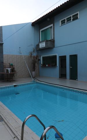 Casa à venda com 450m², 5 quartos e 4 vagasÁrea Externa