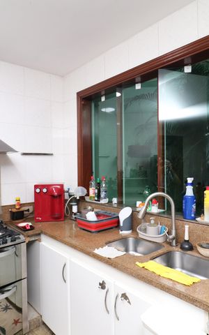 Casa à venda com 450m², 5 quartos e 4 vagasCozinha