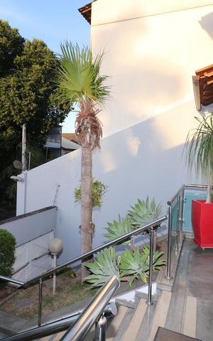 Casa à venda com 450m², 5 quartos e 4 vagasÁrea Externa