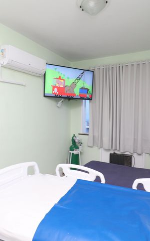 Casa à venda com 450m², 5 quartos e 4 vagasSuíte 2