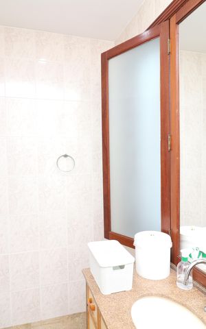 Casa à venda com 450m², 5 quartos e 4 vagasLavabo