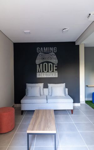 Apartamento para alugar com 28m², 1 quarto e sem vaga Apartamento para alugar com 28m², 1 quarto e sem vagaÁrea comum - Sala de Jogos