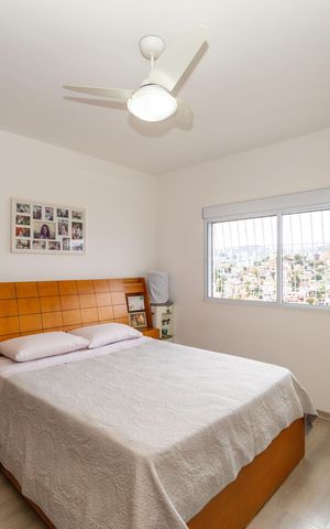 Casa à venda com 520m², 3 quartos e 3 vagas Casa à venda com 520m², 3 quartos e 3 vagasSuíte