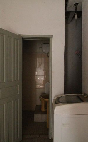 Casa à venda com 185m², 3 quartos e 2 vagasÁrea de serviço