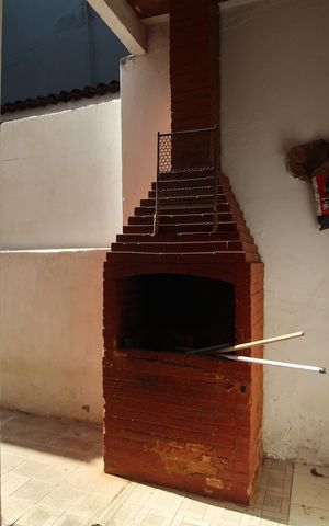 Casa à venda com 185m², 3 quartos e 2 vagasChurrasqueira