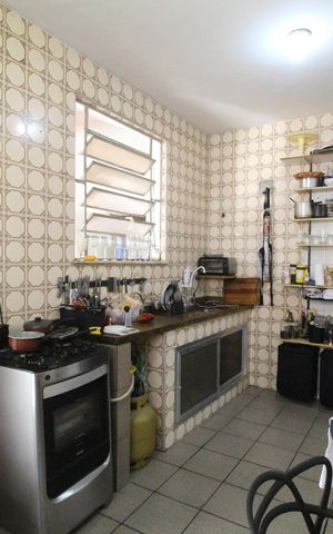 Casa à venda com 185m², 3 quartos e 2 vagasCozinha