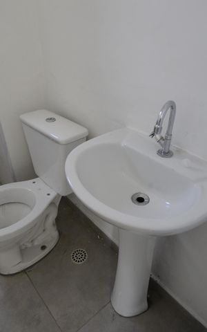 Apartamento à venda com 33m², 2 quartos e sem vagaBanheiro