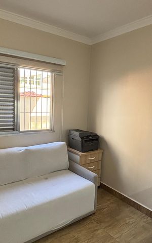 Casa à venda com 191m², 3 quartos e 3 vagas Casa à venda com 191m², 3 quartos e 3 vagasEscritório