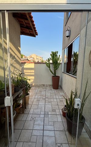 Casa à venda com 191m², 3 quartos e 3 vagas Casa à venda com 191m², 3 quartos e 3 vagasQuintal