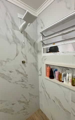 Casa à venda com 191m², 3 quartos e 3 vagas Casa à venda com 191m², 3 quartos e 3 vagasBanheiro da Suíte 2