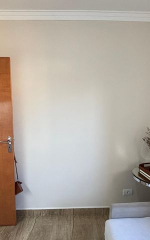 Casa à venda com 191m², 3 quartos e 3 vagas Casa à venda com 191m², 3 quartos e 3 vagasEscritório