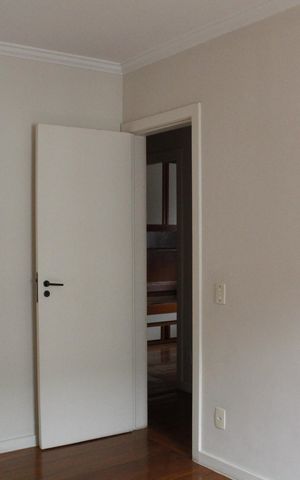 Apartamento à venda com 110m², 4 quartos e 2 vagasQuarto 2