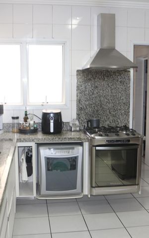 Apartamento à venda com 154m², 3 quartos e 3 vagasCozinha
