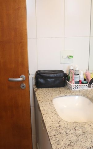 Apartamento à venda com 154m², 3 quartos e 3 vagasBanheiro da Suíte 3