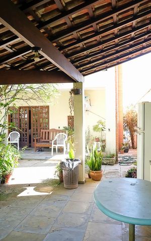 Casa à venda com 456m², 4 quartos e 5 vagasQuintal