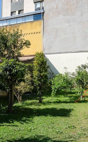 Casa à venda com 456m², 4 quartos e 5 vagasQuintal