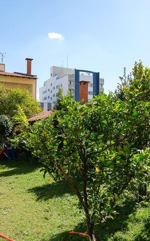Casa à venda com 456m², 4 quartos e 5 vagasQuintal