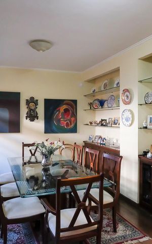 Casa à venda com 456m², 4 quartos e 5 vagasSala de jantar