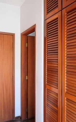 Casa à venda com 456m², 4 quartos e 5 vagasCloset da suíte 1