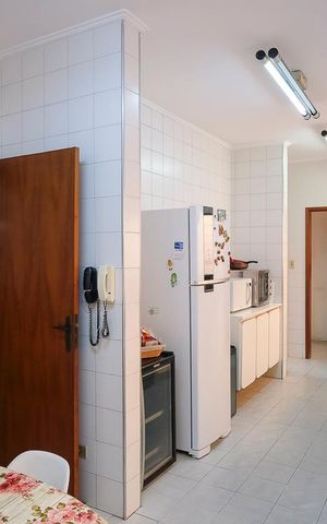 Casa à venda com 456m², 4 quartos e 5 vagasCozinha