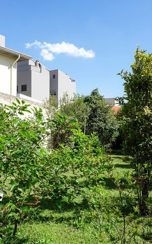 Casa à venda com 456m², 4 quartos e 5 vagasQuintal