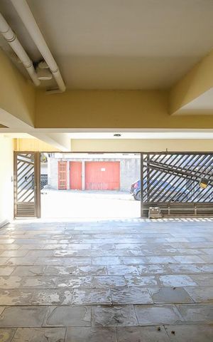 Casa à venda com 456m², 4 quartos e 5 vagasGaragem