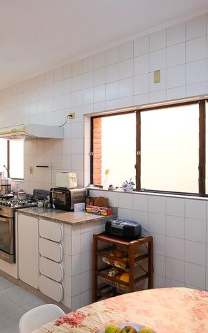 Casa à venda com 456m², 4 quartos e 5 vagasCozinha