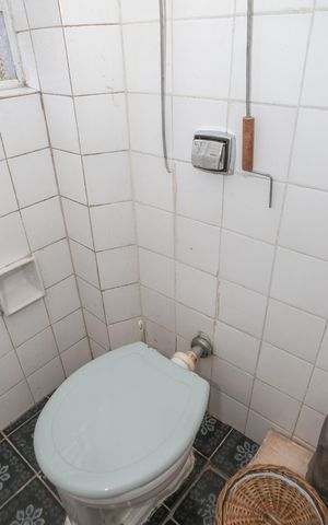 Apartamento à venda com 110m², 3 quartos e sem vaga Apartamento à venda com 110m², 3 quartos e sem vagaBanheiro de serviço