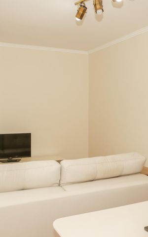 Apartamento à venda com 110m², 3 quartos e sem vaga Apartamento à venda com 110m², 3 quartos e sem vagaSala