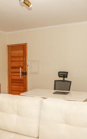 Apartamento à venda com 110m², 3 quartos e sem vaga Apartamento à venda com 110m², 3 quartos e sem vagaSala