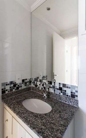 Apartamento à venda com 60m², 3 quartos e 1 vaga Apartamento à venda com 60m², 3 quartos e 1 vagaBanheiro