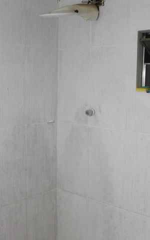 Casa à venda com 217m², 4 quartos e sem vagaBanheiro 1