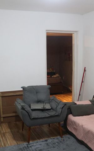 Casa à venda com 217m², 4 quartos e sem vagaSala