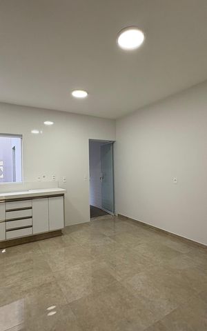 Casa para alugar com 300m², 3 quartos e 7 vagas Casa para alugar com 300m², 3 quartos e 7 vagasCozinha