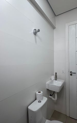 Casa para alugar com 300m², 3 quartos e 7 vagas Casa para alugar com 300m², 3 quartos e 7 vagasBanheiro 1